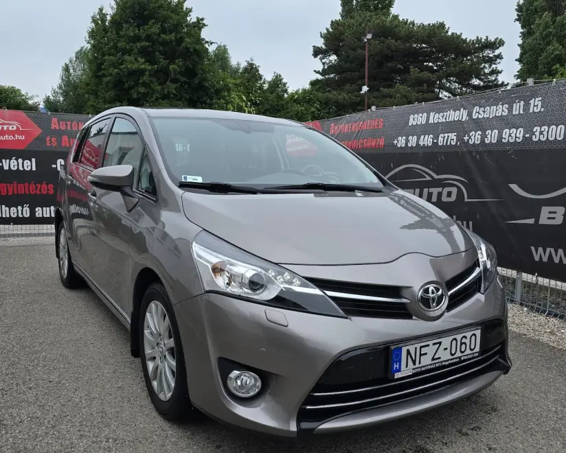 Toyota Verso - 7 személyes